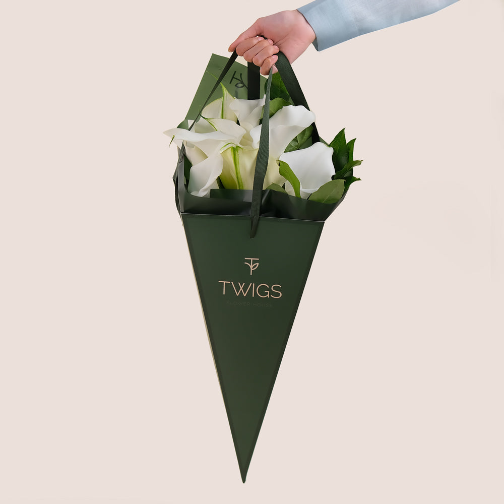 Calla Lily Elegance Cone – Modern & Luxurious Floral Gift