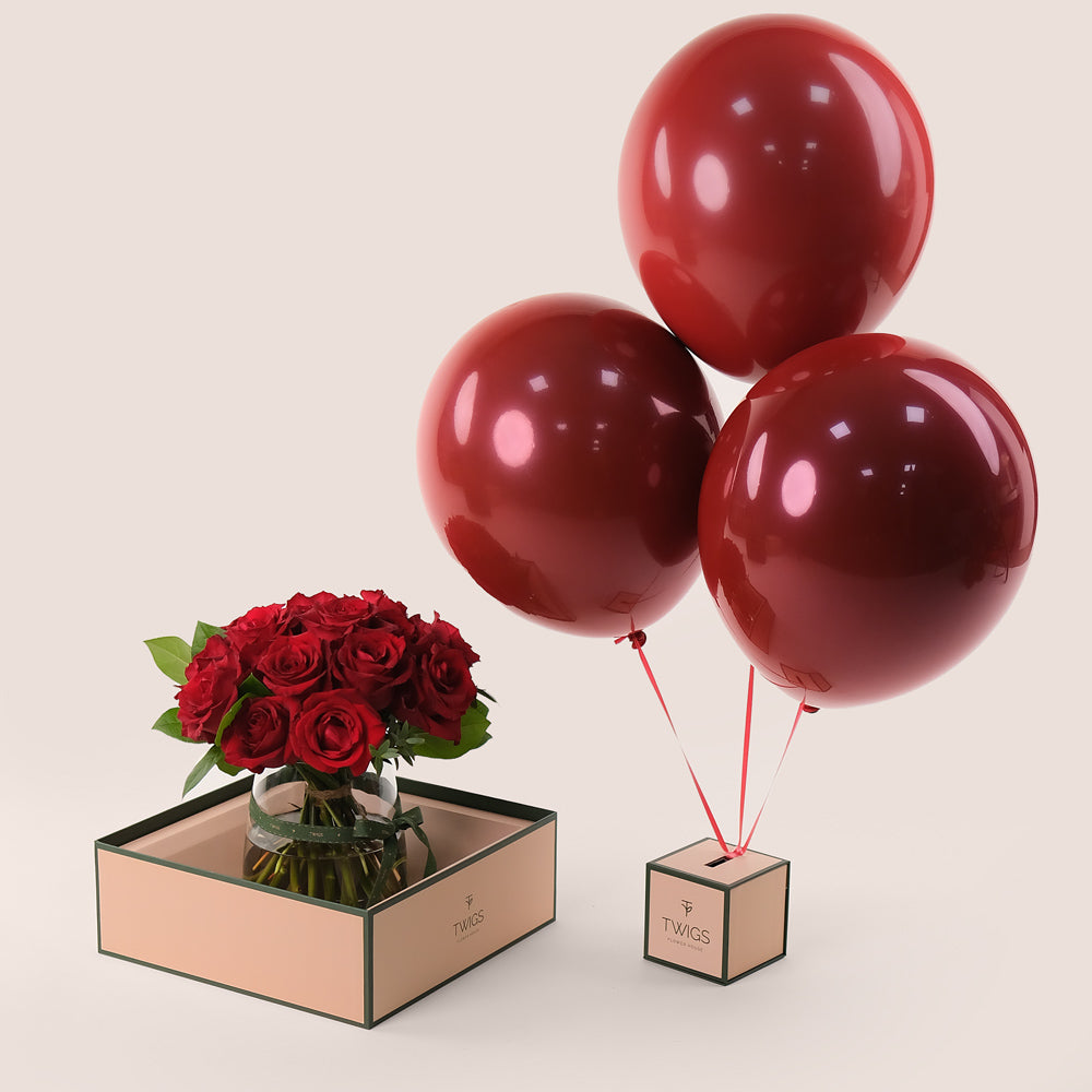 Petite Red Charm – Roses & Balloons Bundle– A Luxurious Gift of Elegance and Joy