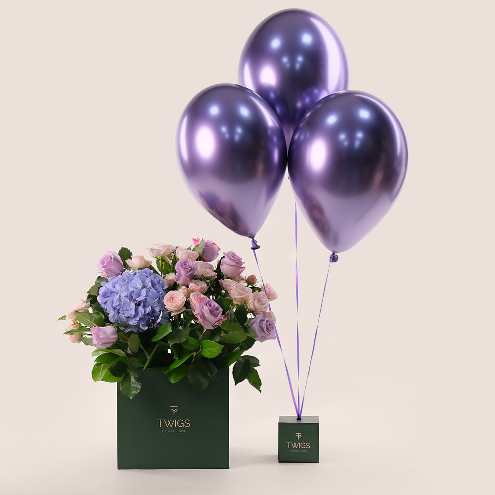 Elegant Bloom Bundle – Roses, Hydrangea & Balloons– A Luxurious and Thoughtful Gift