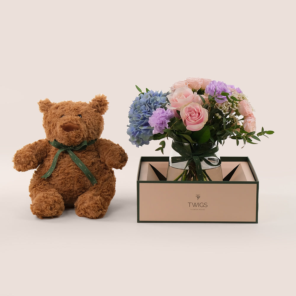 Vase & Teddy Bear Bundle – A Thoughtful Gift of Flowers and Cuddly Comfort