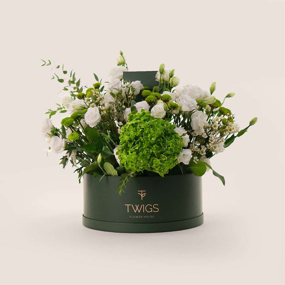 White & Green Blooms in Grande Round Box - Lisianthus & Hydrangea – A Grande Elegance