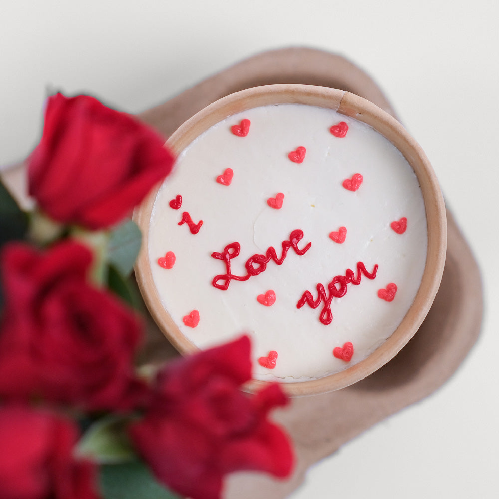 I Love You Cup Cake & Red roses Flowers Combo