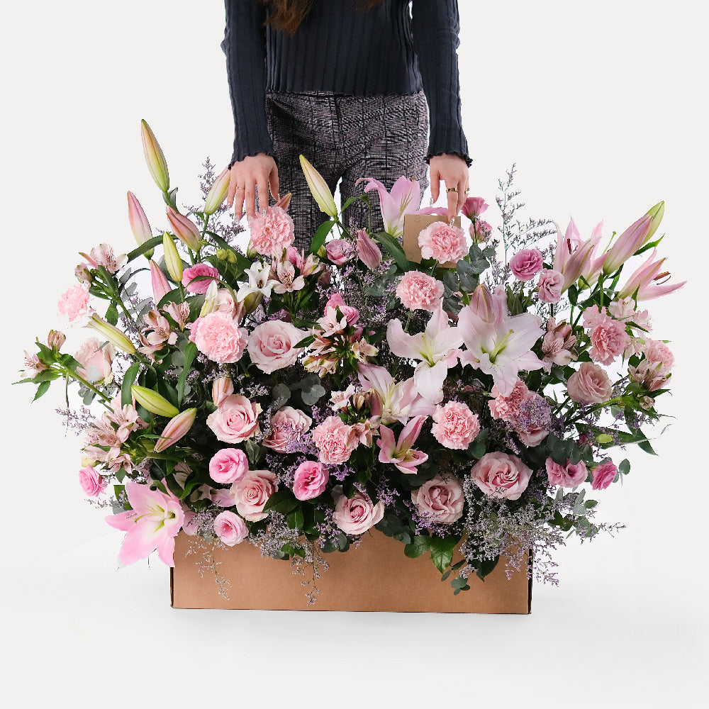 Premium Rose with Lily Garden Box