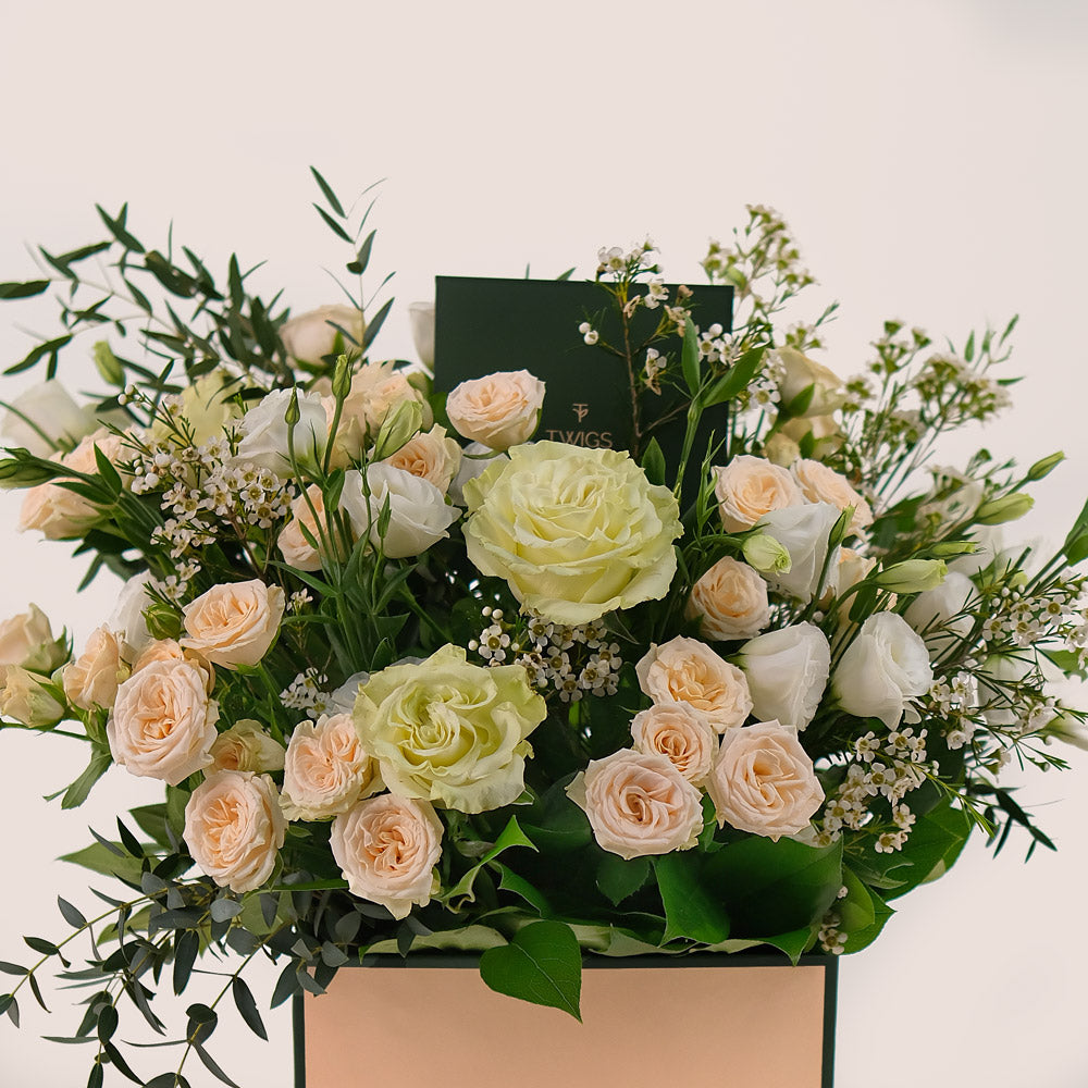 Pastels in a Chic Flower Box – A Timeless Floral Keepsake