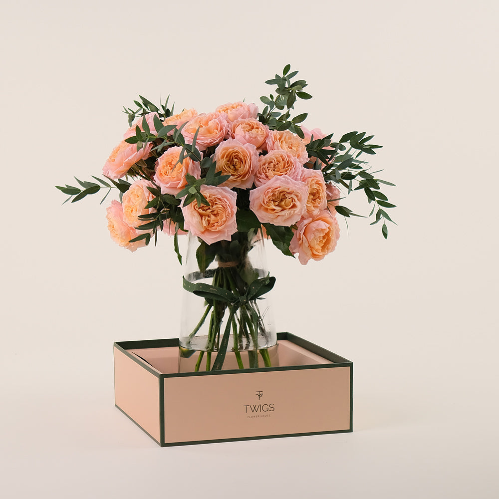 Peach Juliet Roses in a Flower Vase – A Graceful Blend of Beauty and Sophistication