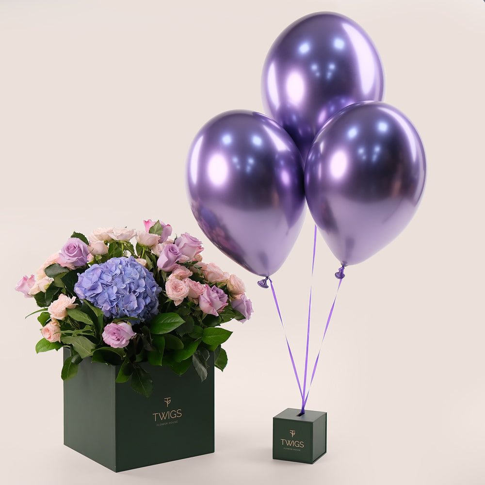 Elegant Bloom Bundle – Roses, Hydrangea & Balloons– A Luxurious and Thoughtful Gift