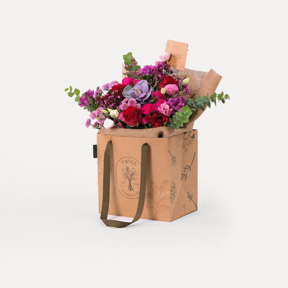 TWIGS RED MIX BOUQUET BAG