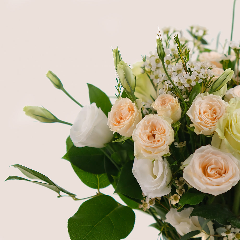 Pastel Floral Mix in a Tall Glass Vase – Timeless Elegance with a Modern Touch