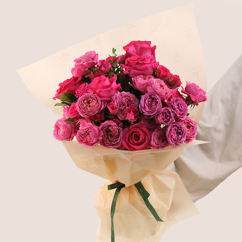 Juliet Cerise & Pink Floyd Roses – Hand Bouquet – A Bold and Elegant Flower Gift