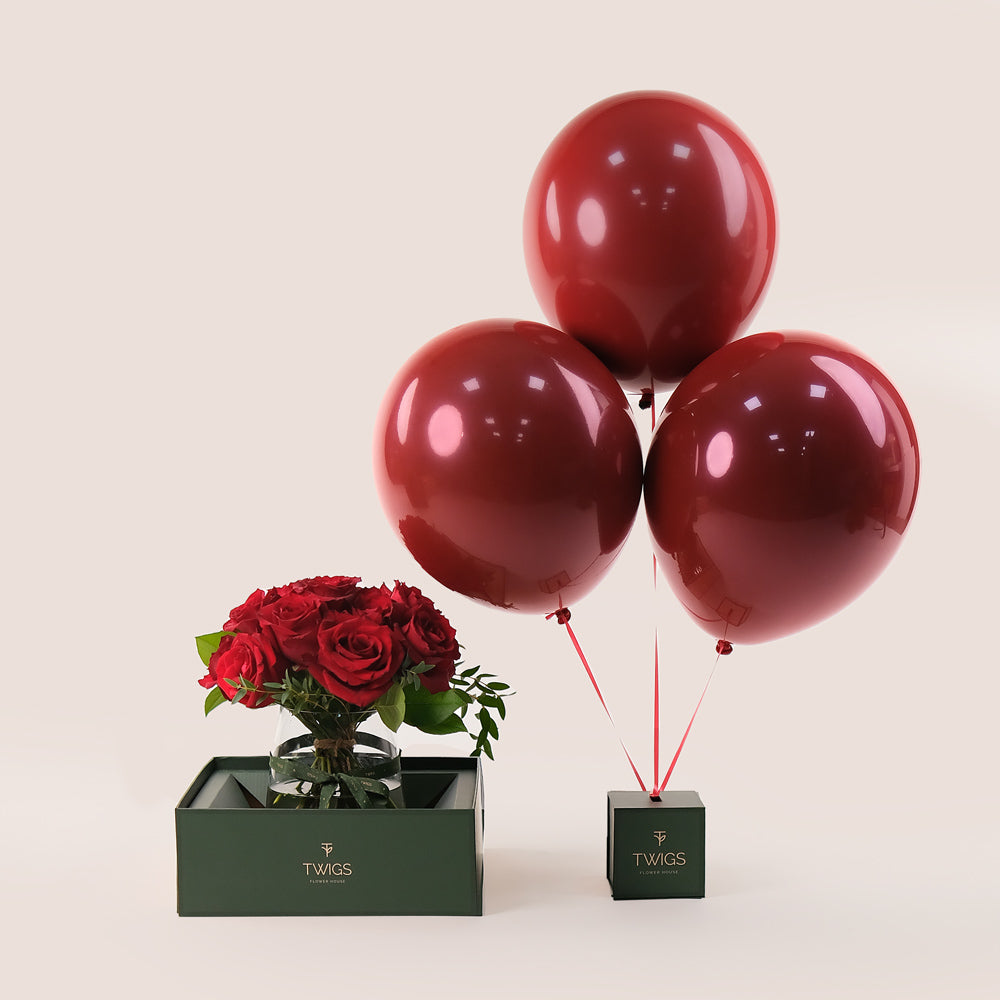 Petite Red Charm – Roses & Balloons Bundle– A Luxurious Gift of Elegance and Joy