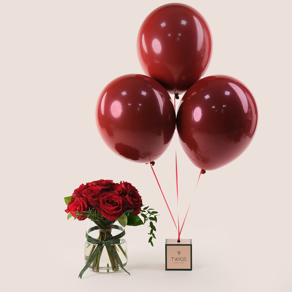 Petite Red Charm – Roses & Balloons Bundle– A Luxurious Gift of Elegance and Joy