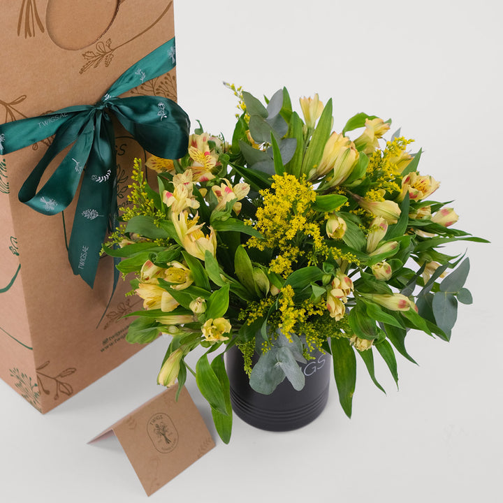 Alstroemeria yellow Flowers DIY Box