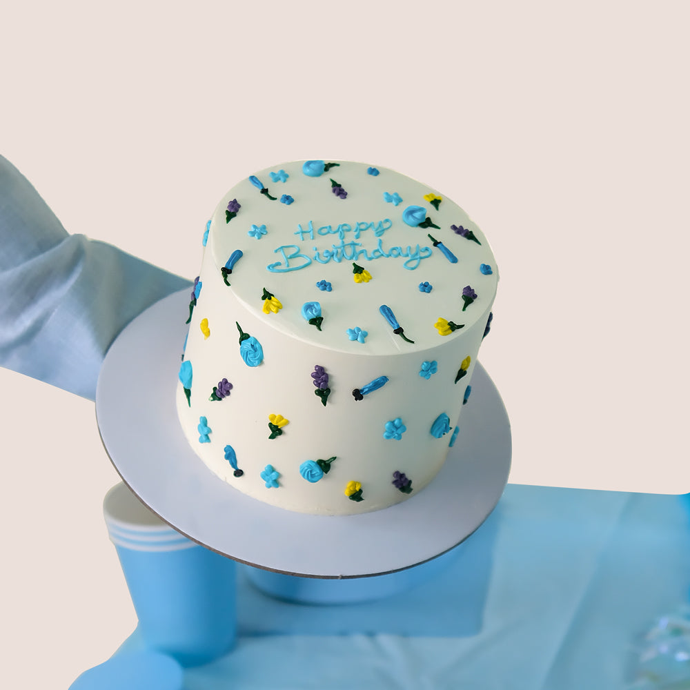 Blue Celebration Deluxe Round Box – A Complete Birthday Set for an Elegant and Fun Celebration