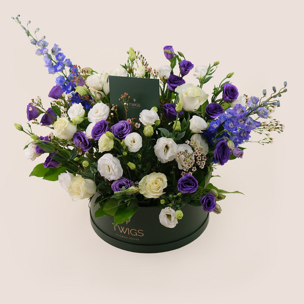 Lavender Elegance Grande – Luxurious Flowers For Any Occasion