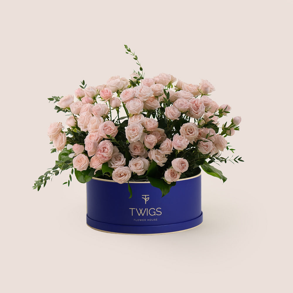 Grande Bombastic Spray Roses Flower Round Box – Soft Elegance Gift