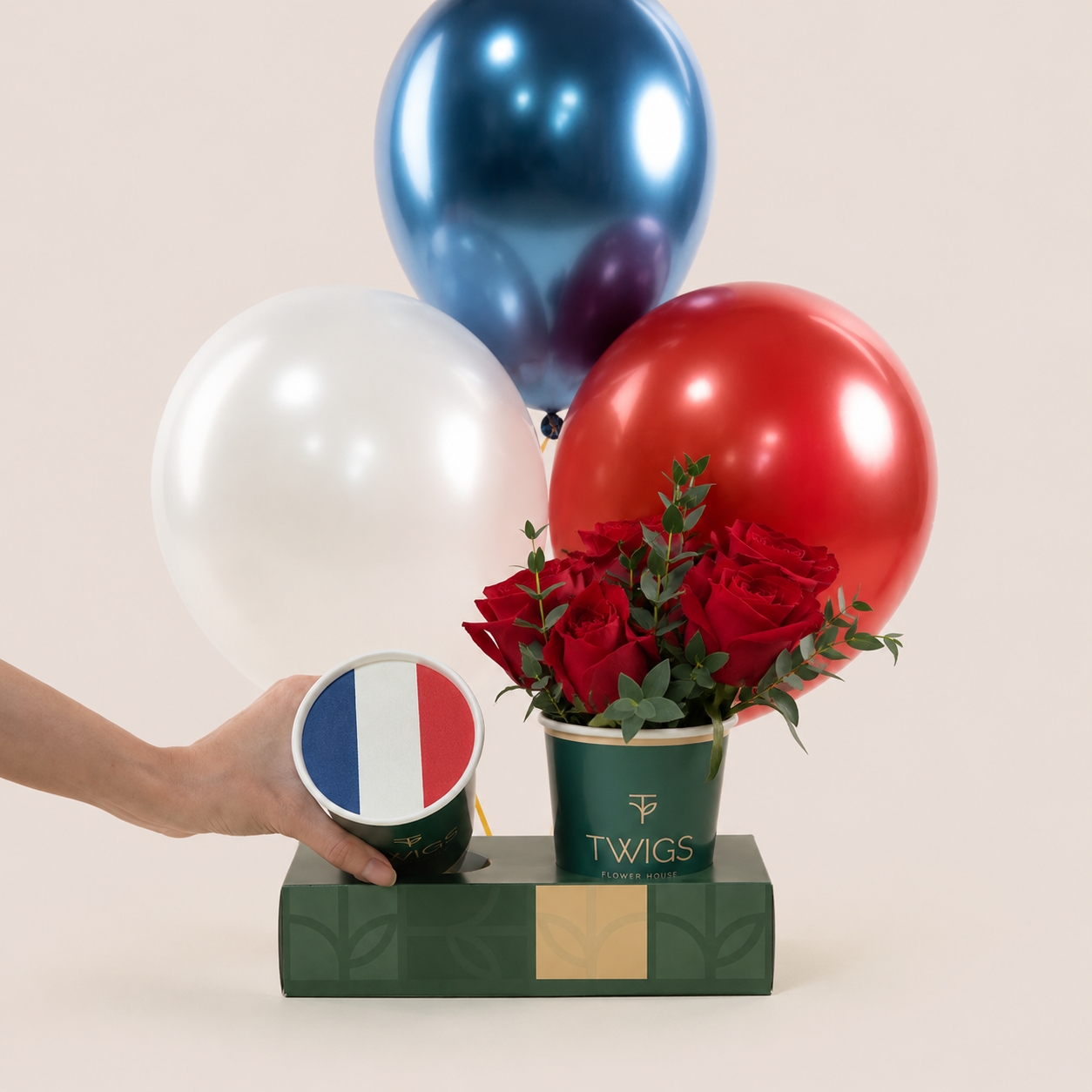 World Cup Finals Combo – Flowers, Cake & Balloons