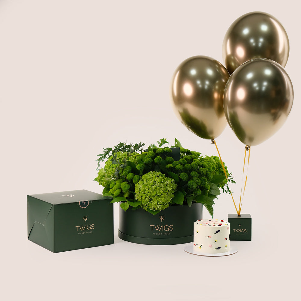 Grande Flowers Round Box, Cake & Balloons Bundle – A Perfect Blend of Freshness, Celebration, and Sweetness