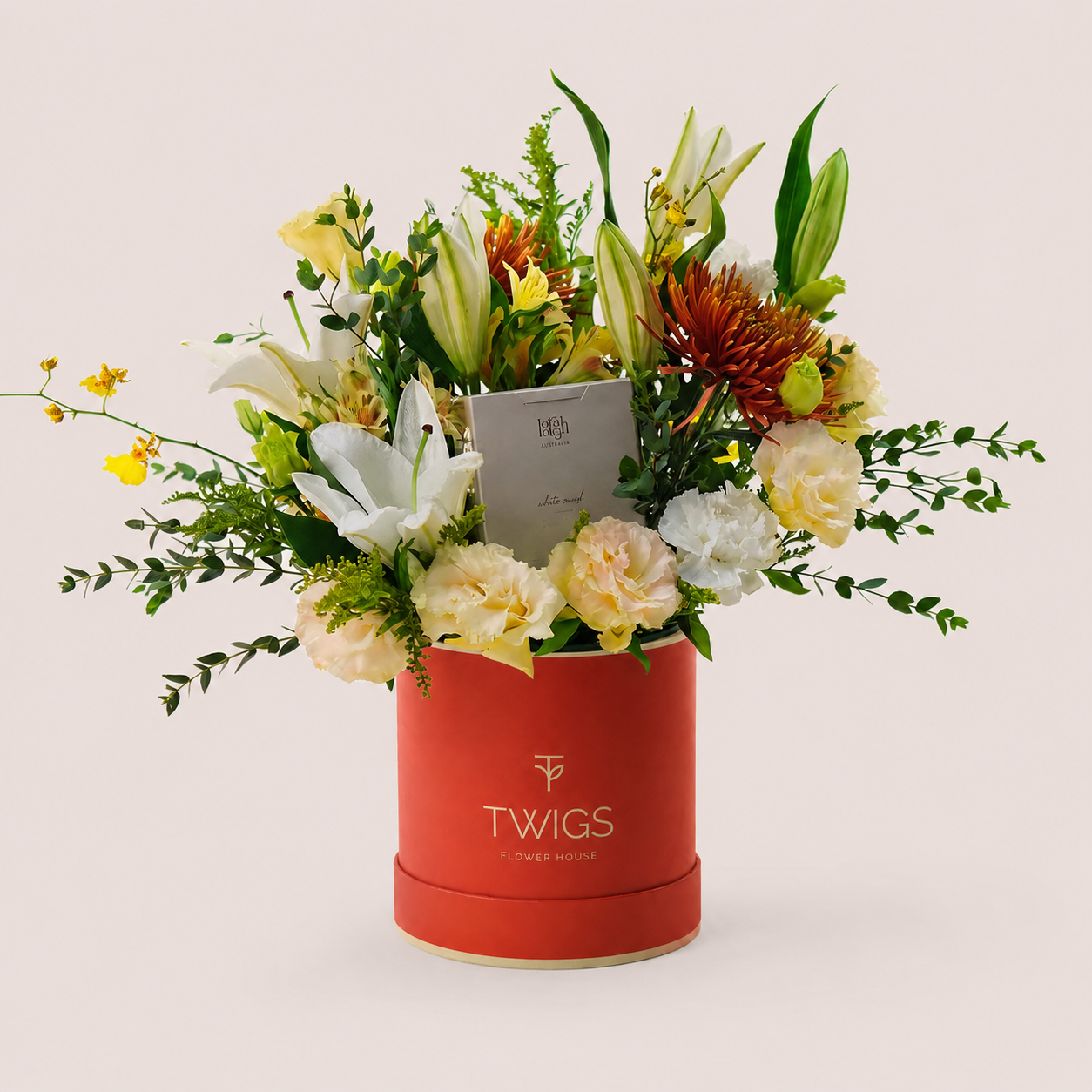 Deluxe Mix Flower Box & Lootah White Musk (3ml) Bundle – A Pure and Elegant Gift of Blooms and Fragrance