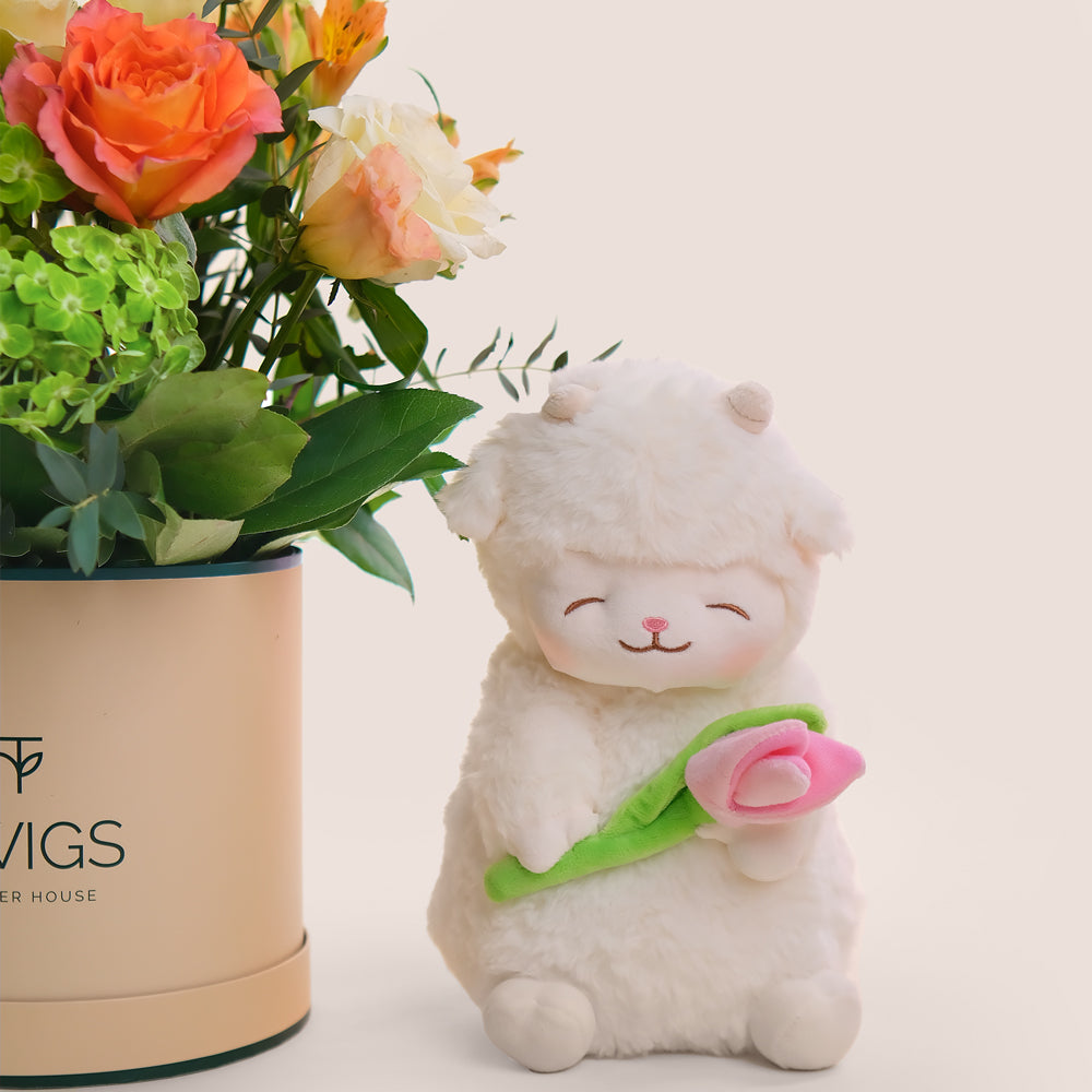 Deluxe Bloom Box in Warm Tones with Baa the Lamb