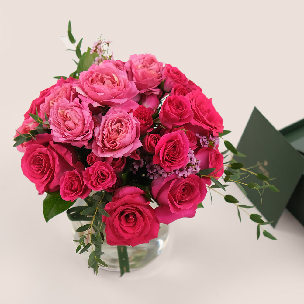 Julieta Cerise & Pink Floyd Roses in a Flower Vase – Petite Brilliance with a Bold Pop of Color