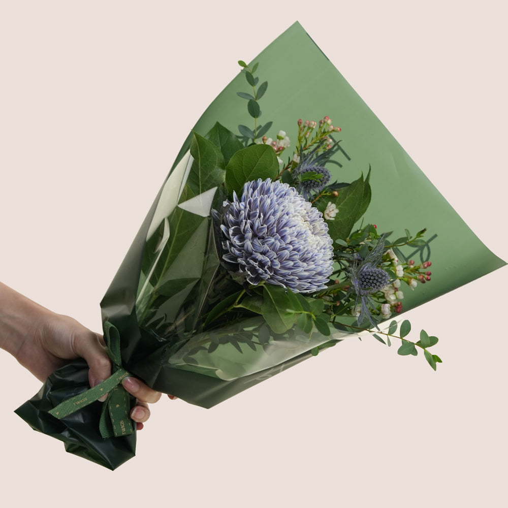 blue flower mini bouquet