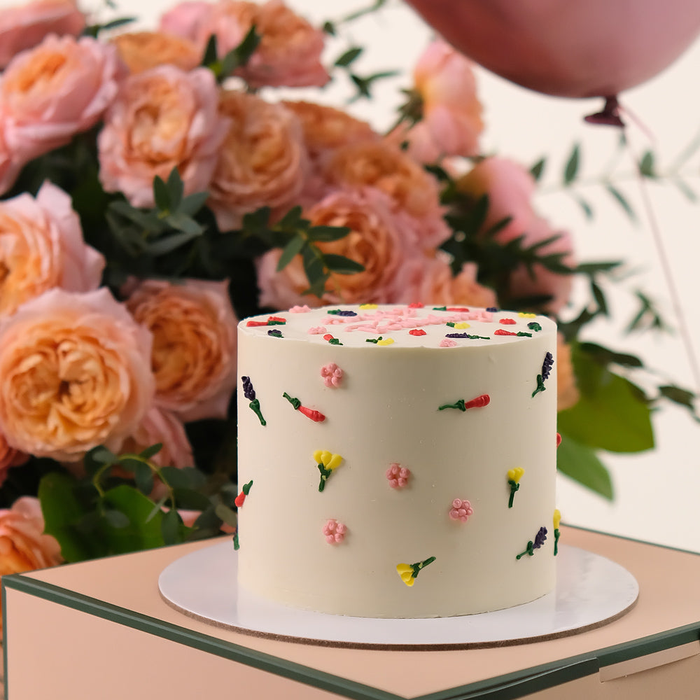 Juliet Peach Celebration Box – Elegant Blooms, Cake & Balloons  – A Luxurious Birthday Surprise