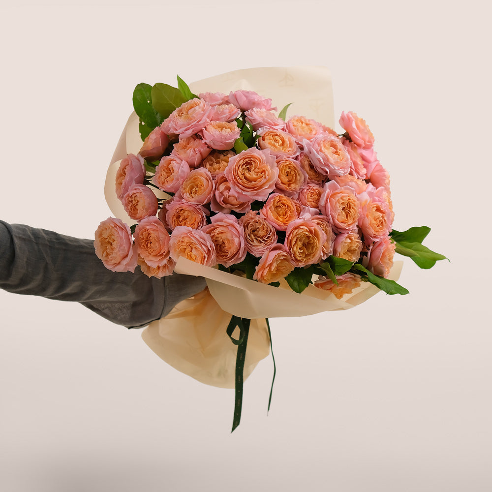 Peach Juliet Spray Roses Hand-Tied Bouquet – Soft Elegance in a Chic TWIGS Flower Bag