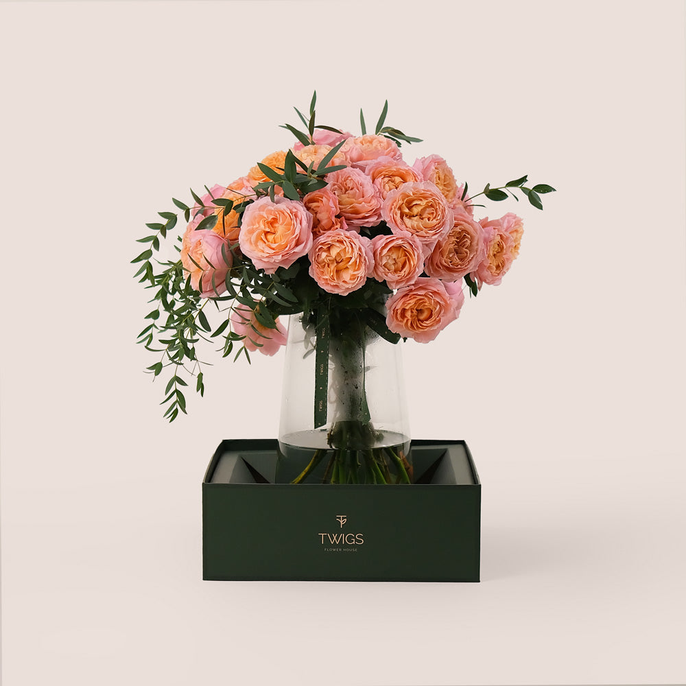 Peach Juliet Roses in a Flower Vase – A Graceful Blend of Beauty and Sophistication