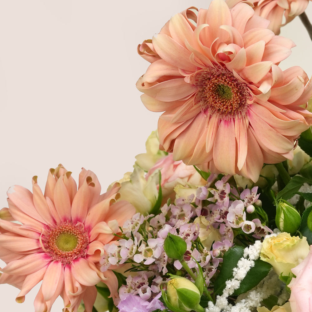 Peach Harmony – Mother’s Day Flower Arrangement in TWIGS Beige Round Box