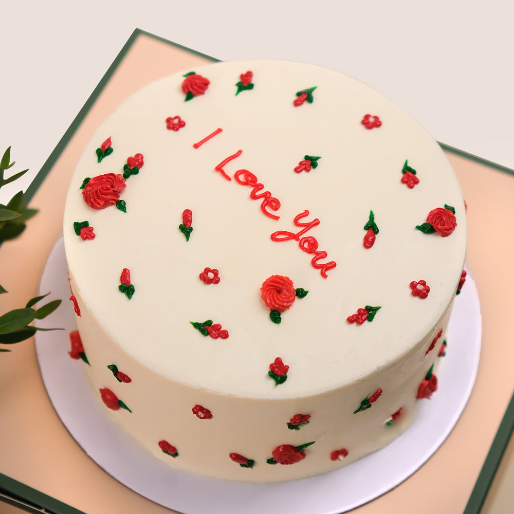 Love's Grandeur – Red Roses, Balloons & ‘I Love You’ Cake