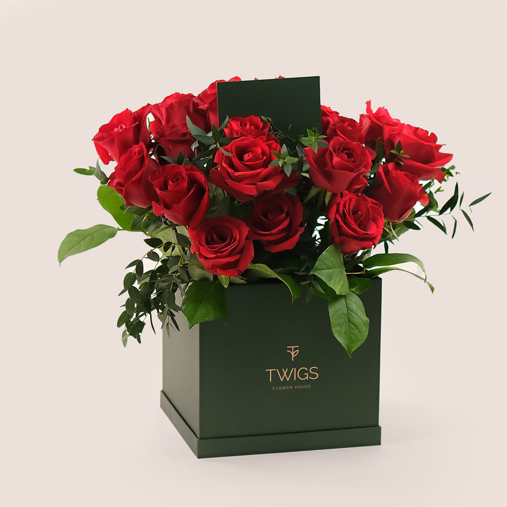 Premium Red Roses – Elegant Square Flower Box – An Elegant Gift of Timeless Beauty