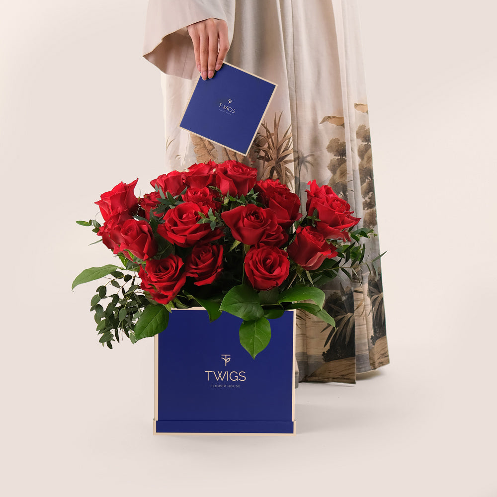 Premium Red Roses – Elegant Square Flower Box – An Elegant Gift of Timeless Beauty
