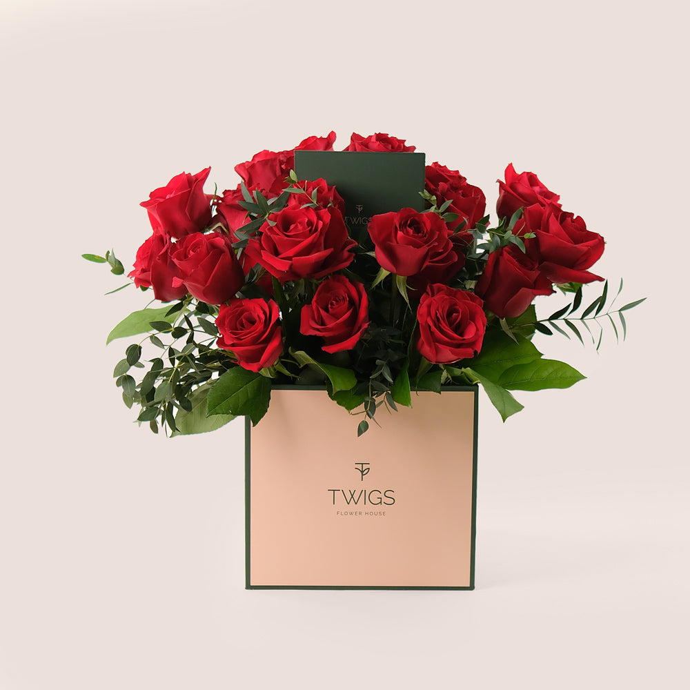 Premium Red Roses – Elegant Square Flower Box – An Elegant Gift of Timeless Beauty