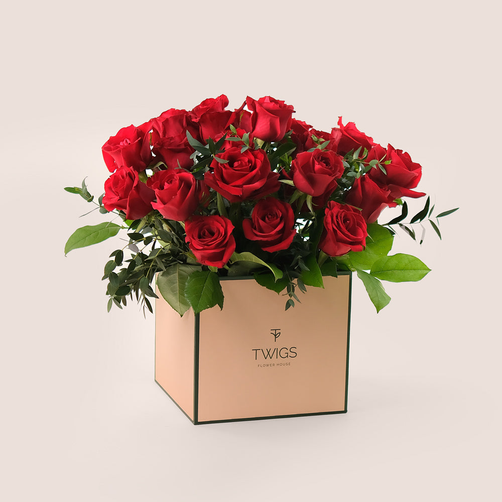 Premium Red Roses – Elegant Square Flower Box – An Elegant Gift of Timeless Beauty