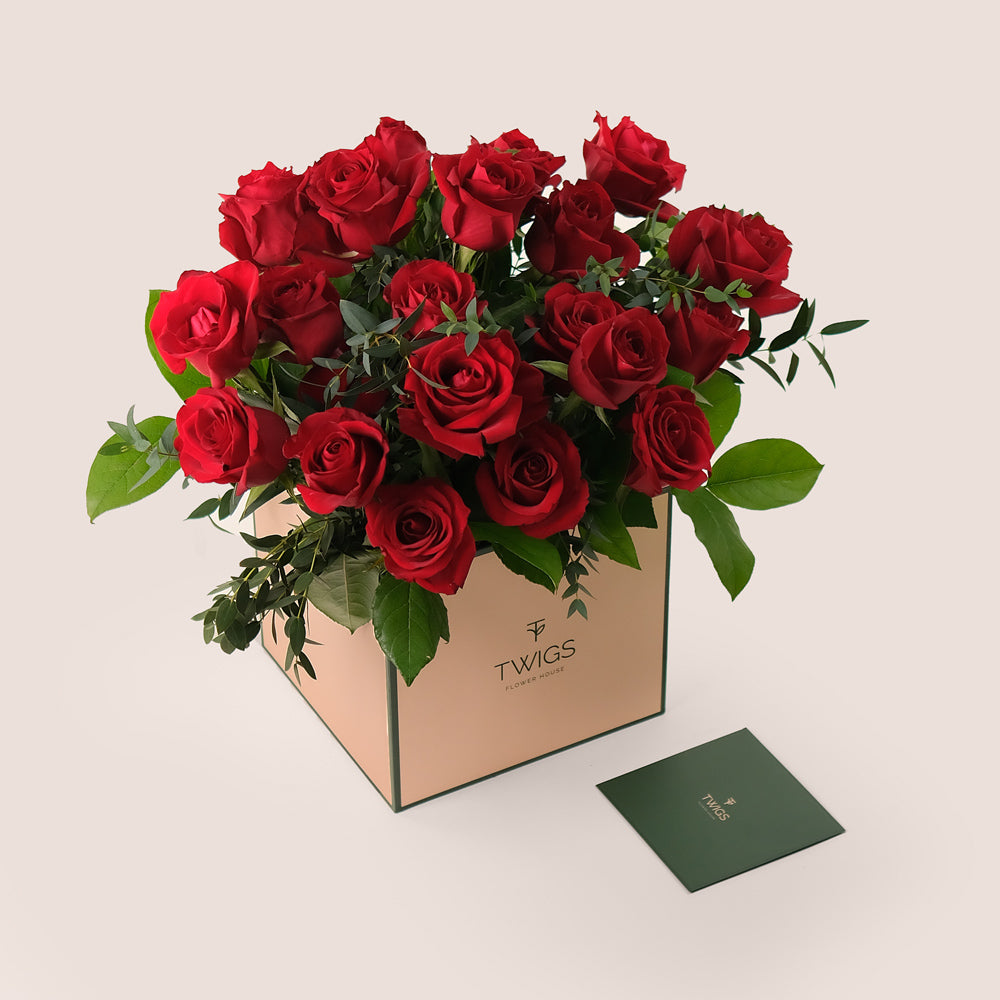 Premium Red Roses – Elegant Square Flower Box – An Elegant Gift of Timeless Beauty