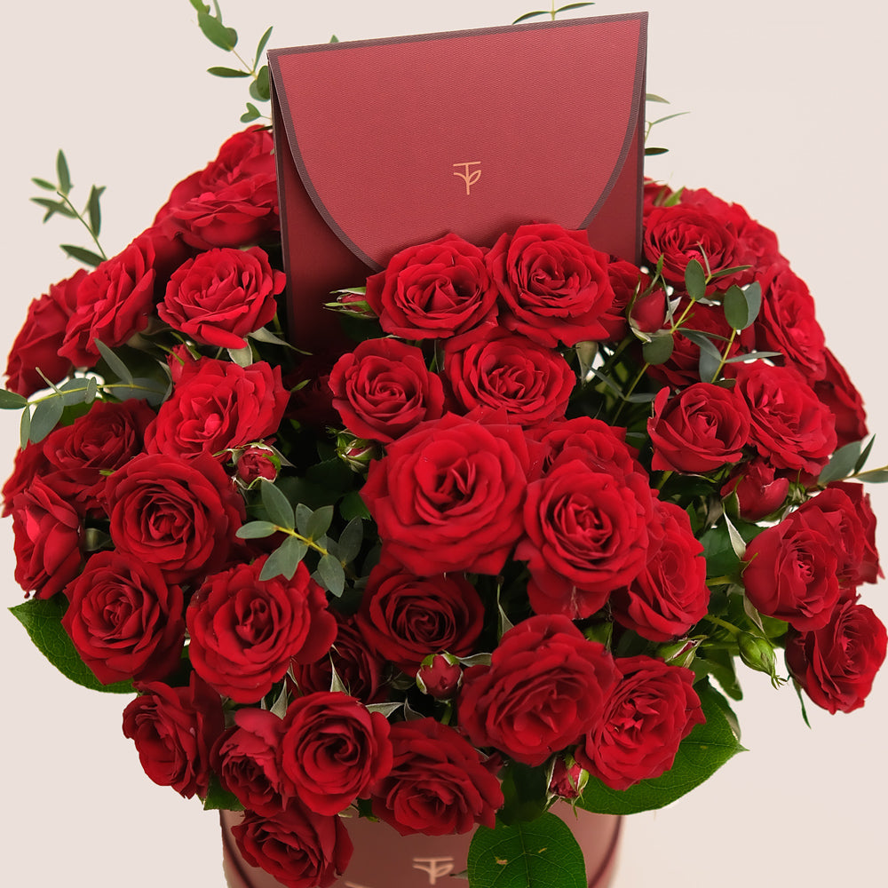 Very Red Passion – Limited Edition Luxury Rose Box