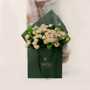 Soft Cream Spray Roses Hand Bouquet – A Touch of Elegance in a Chic Flower Gift Bag