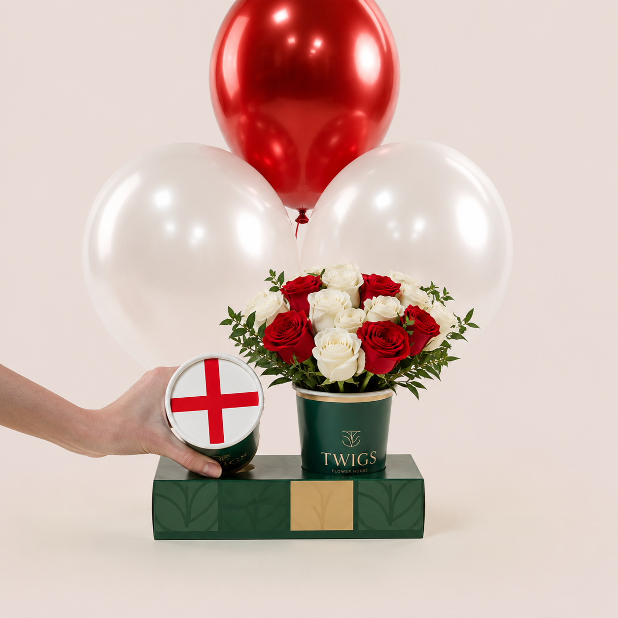 World Cup Finals Combo – Flowers, Cake & Balloons