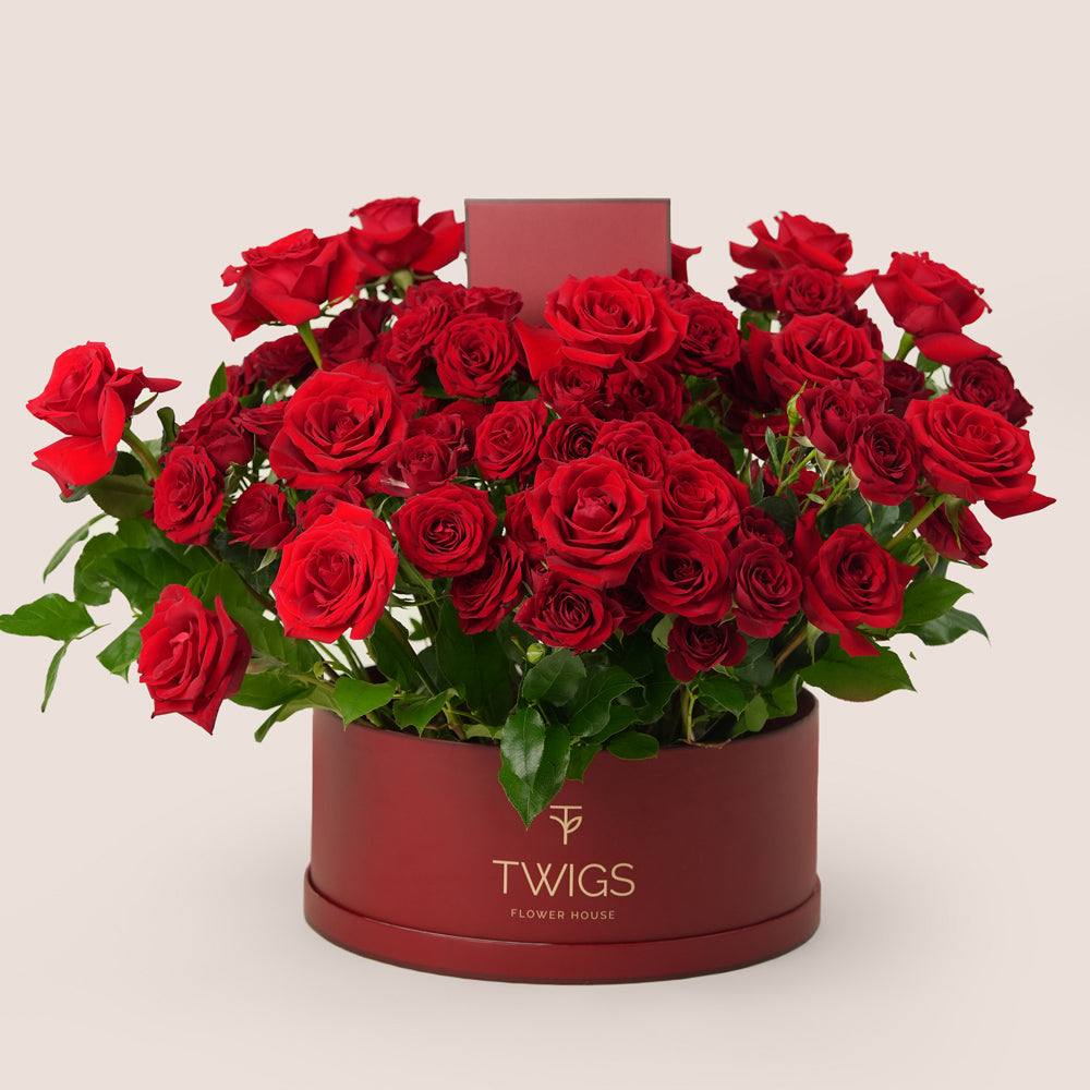 valentine’s day luxury red rose round box floral gift uae