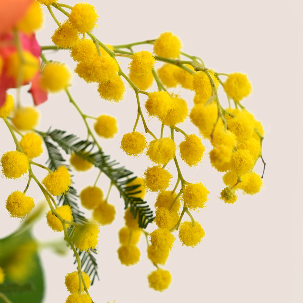 Ramadan Flowers & Chocolates UAE | Amber Elegance Bundle – TWIGS