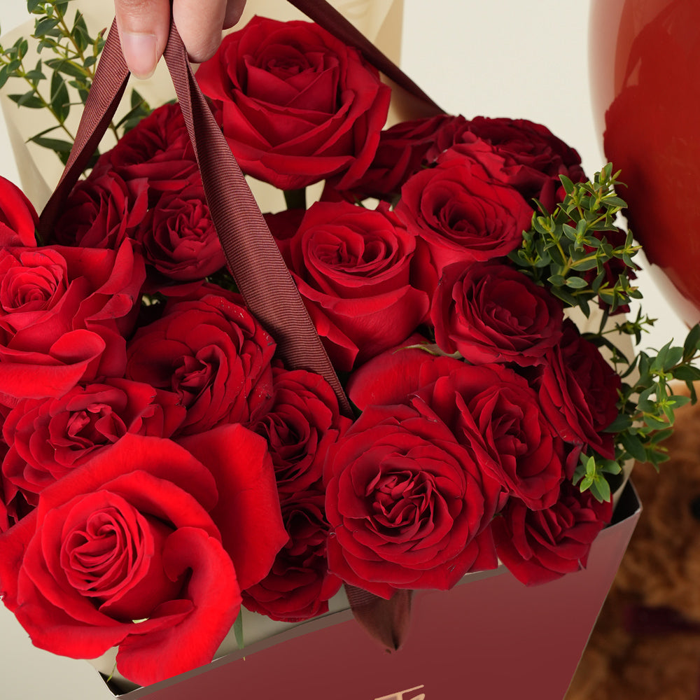 romantic red roses teddy and balloons gift set for flower delivery uae