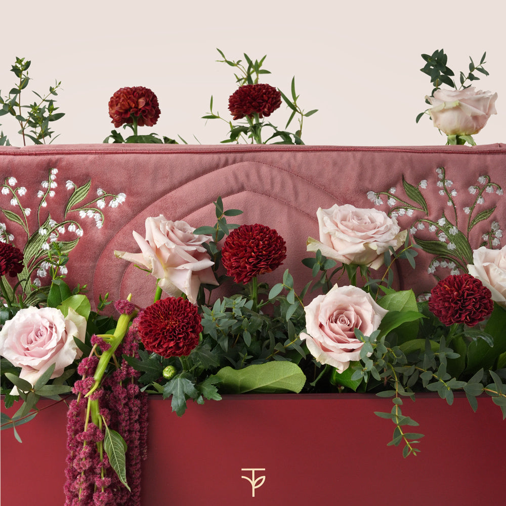 Luxury Ramadan garden box with Quicksand roses and burgundy chrysanthemums paired with velvety prayer mat – UAE same-day delivery