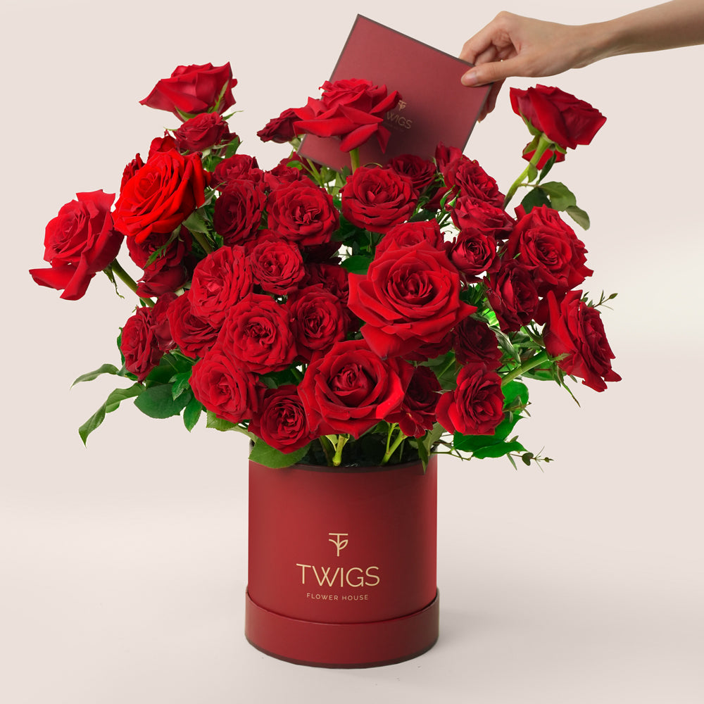 Luxury Red Roses with Premium Chocolate Box – Valentine’s Day Flower Delivery in UAE
