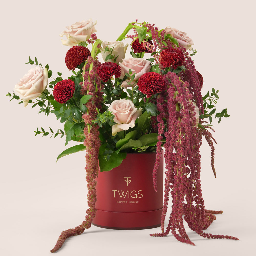 Luxury Ramadan flower arrangement with Quicksand roses and burgundy chrysanthemums  – UAE same-day delivery