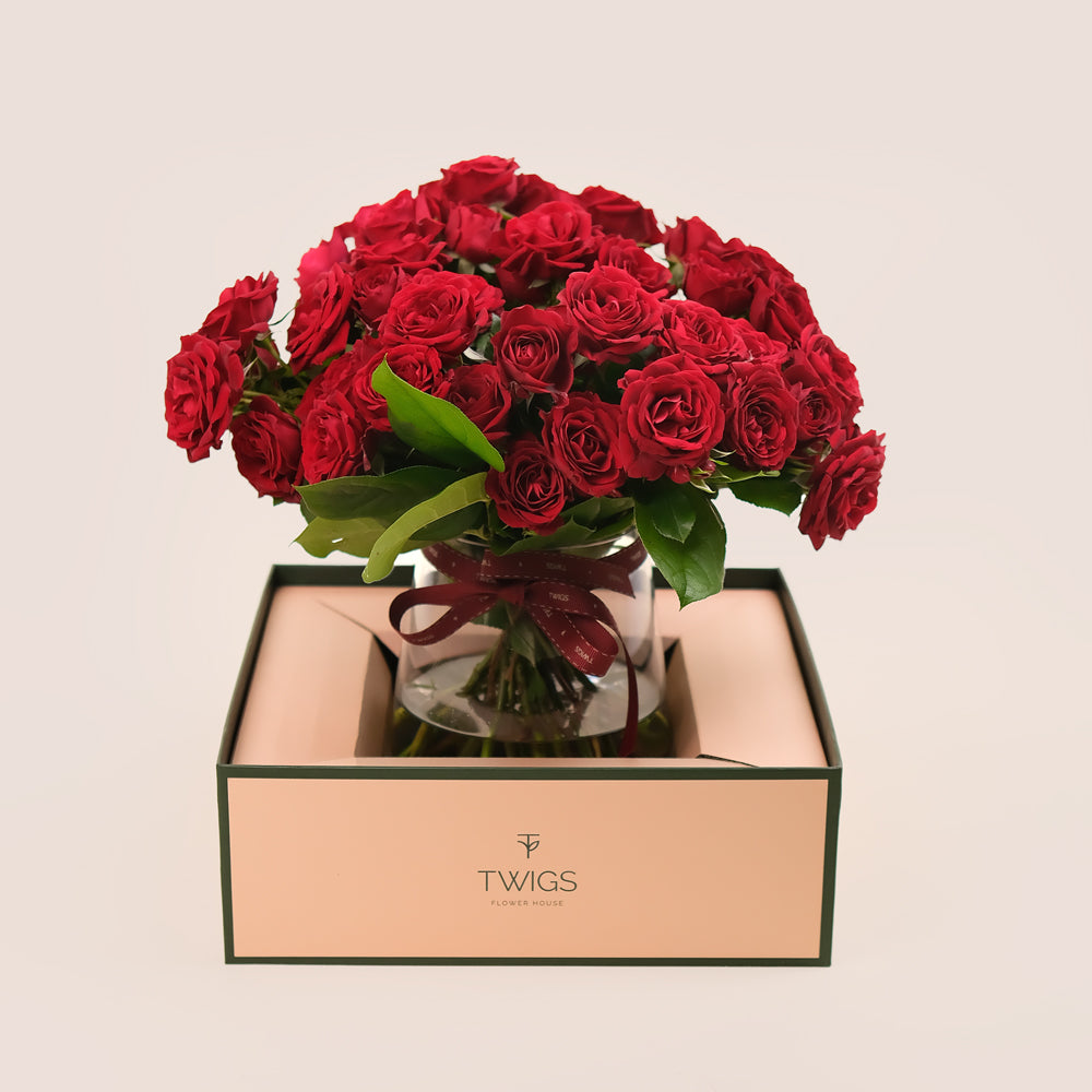 Love Grace – Pushkin Red Roses in a Vase