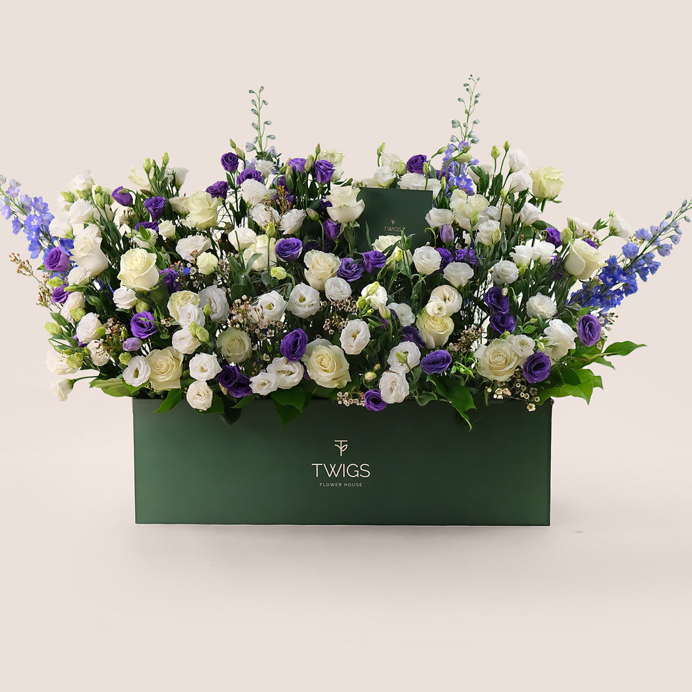 Lavender Charm Garden Box – Luxurious Floral Beauty