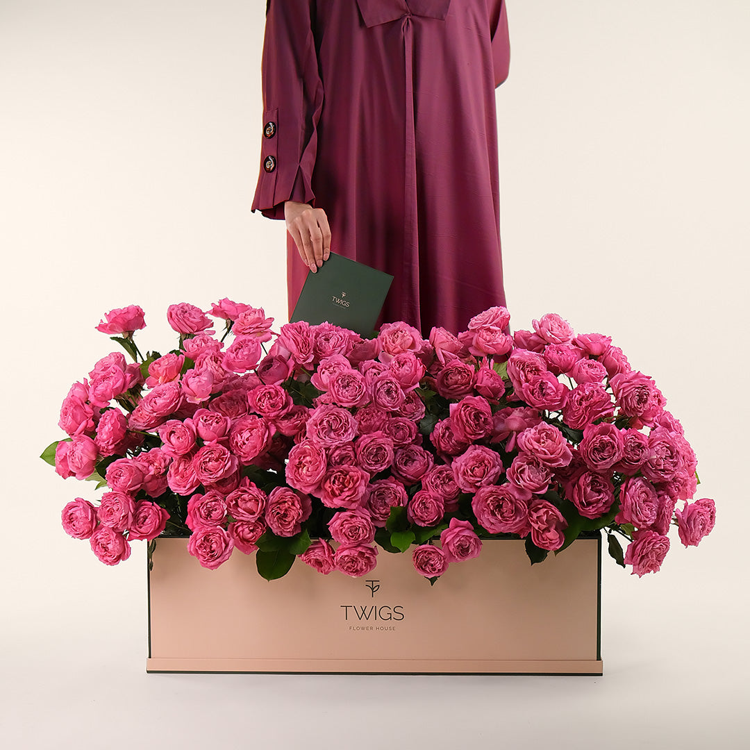 Juliet Cerise Garden Box – Luxurious Floral Gift – A Grand Expression of Beauty