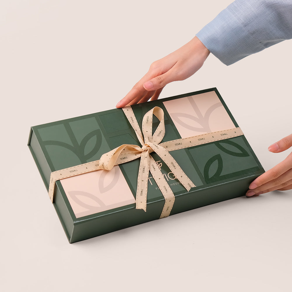 Sweet Red Surprise - Roses Bouquet with Balloons & Chocolates | Romantic Gift Dubai