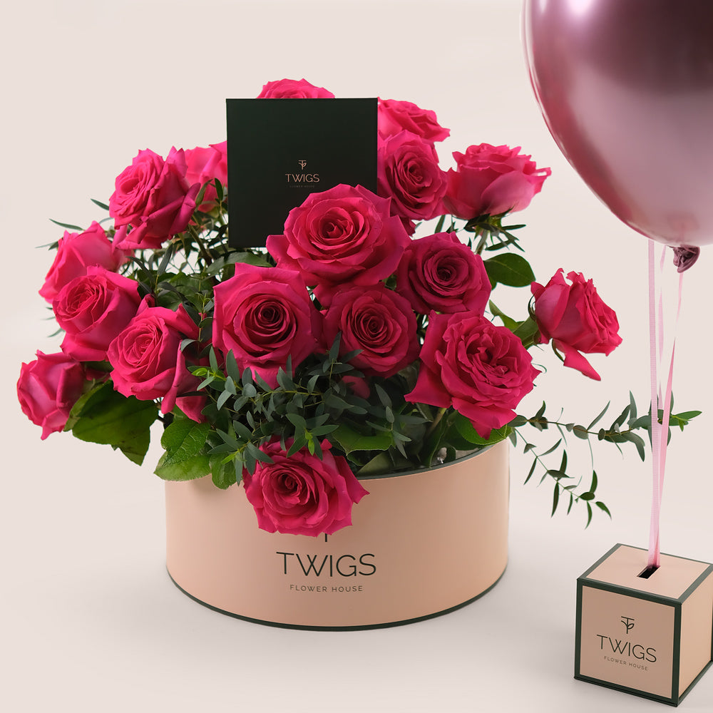 Grande Fuchsia Charm Round Box Bundle – Roses & Balloons– A Luxurious Gift with Fast Delivery