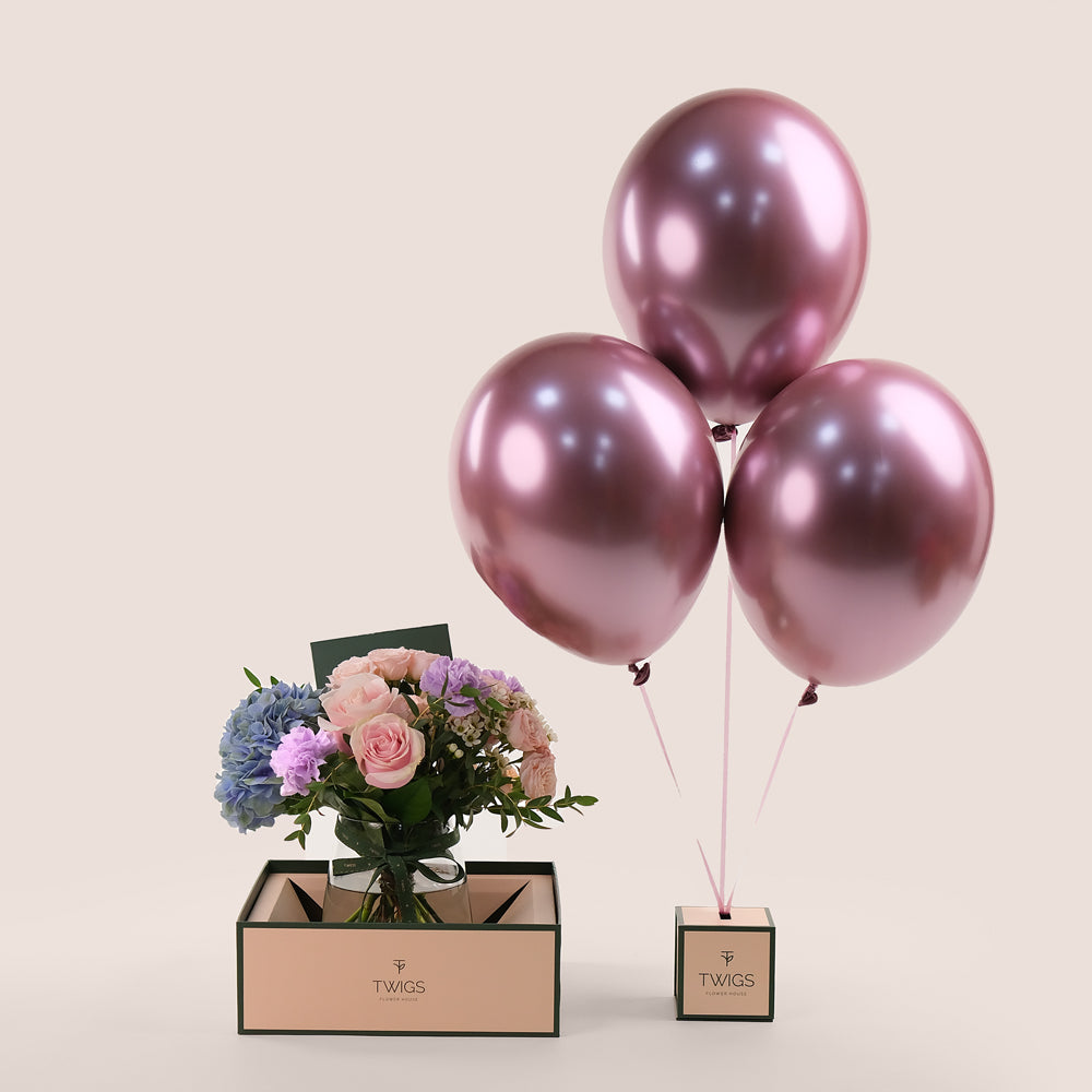 Pastel Dreams – Vase Arrangement & Balloons Bundle – A Luxurious Celebration of Elegance and Charm